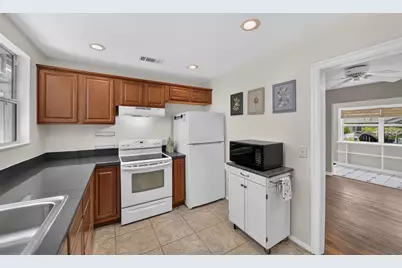 2732 Newark Way, Orlando, FL 32803 - Photo 5