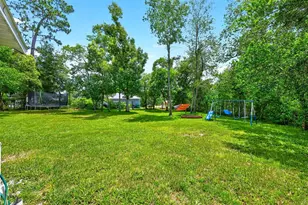2911 Malcolm Dr, Deltona, FL 32738 - Photo 21