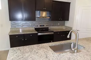 5390 Sunshine Dr, Wildwood, FL 34785 - Photo 7