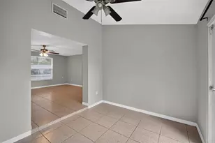 3834 Warren Ridge St, Sarasota, FL 34233 - Photo 13