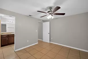 3834 Warren Ridge St, Sarasota, FL 34233 - Photo 19