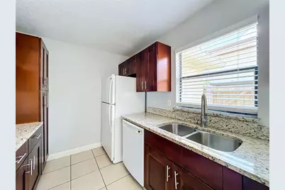 1604 Little Falls Circle #76, Orlando, FL 32807 - Photo 11