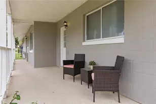 314 E Sunset St, Groveland, FL 34736 - Photo 3