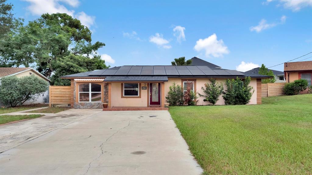 1426 Ellen Ln - 1426 Ellen Ln, Apopka, FL 32712 Luxury Property | Jose Angel Pina