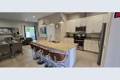 2608 Sunrise Shores Drive, Kissimmee, FL 34747 - Photo 3