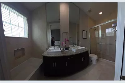 2608 Sunrise Shores Drive, Kissimmee, FL 34747 - Photo 17