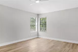 563 Lake Davenport Cir, Davenport, FL 33837 - Photo 21