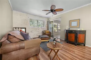 1001 Pine Isle Ln, Naples, FL 34112 - Photo 13