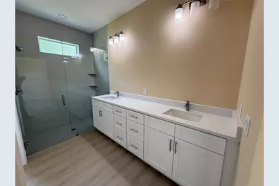 4661 Hickory Tree Road, Saint Cloud, FL 34772 - Photo 11