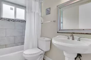 5009 Laguna Bay Cir, Kissimmee, FL 34746 - Photo 23