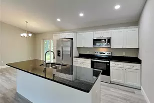 2082 W Swanson Dr, Citrus Springs, FL 34434 - Photo 5