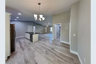 2082 W Swanson Drive, Citrus Springs, FL 34434 - Photo 7