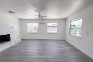 21530 Glendale Ave, Port Charlotte, FL 33952 - Photo 9