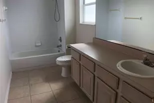 215 Owenshire Cir, Kissimmee, FL 34744 - Photo 11