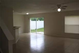 215 Owenshire Cir, Kissimmee, FL 34744 - Photo 9