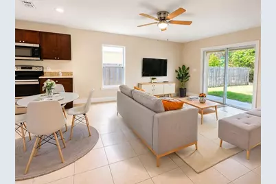 642 Heraldo Court #B, Kissimmee, FL 34758 - Photo 3