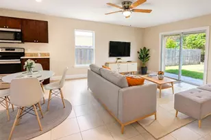 642 Heraldo Ct, Kissimmee, FL 34758 - Photo 3