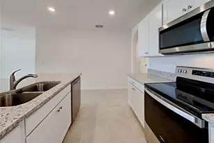 9678 Black Walnut Dr, Clermont, FL 34715 - Photo 5