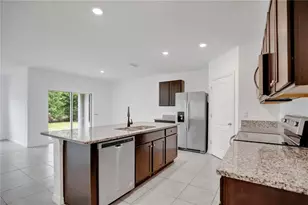 1942 Marlow St, Deltona, FL 32738 - Photo 3