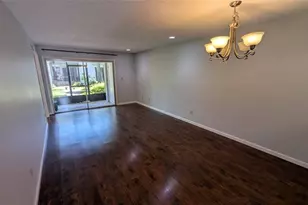 2882 Plaza Terrace Dr, Orlando, FL 32803 - Photo 9