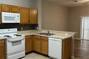 1705 Retreat Cir, Clermont, FL 34714 - Photo 9