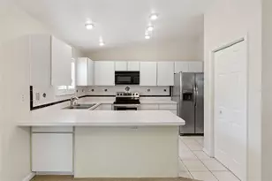 3829 Springlake Village Ct, Kissimmee, FL 34744 - Photo 7