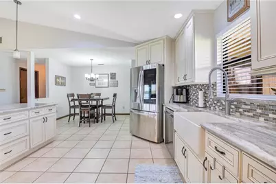 884 W Lake Holden Point, Orlando, FL 32805 - Photo 15