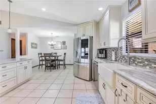884 W Lake Holden Point, Orlando, FL 32805 - Photo 15
