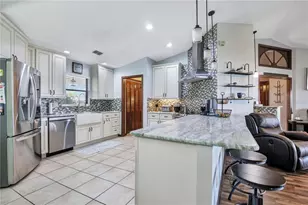 884 W Lake Holden Point, Orlando, FL 32805 - Photo 13