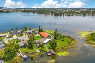 884 W Lake Holden Point, Orlando, FL 32805 - Photo 47