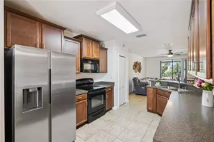 2440 Vineyard Cir, Sanford, FL 32771 - Photo 17