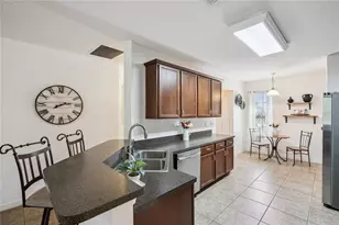 2440 Vineyard Cir, Sanford, FL 32771 - Photo 15