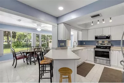 19 Crompton Place, Palm Coast, FL 32137 - Photo 9