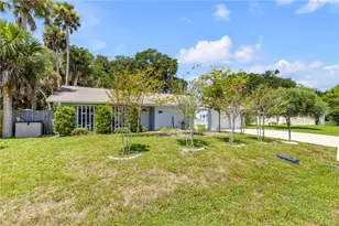 19 Crompton Pl, Palm Coast, FL 32137 - Photo 3