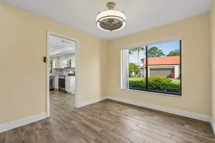 107 Seville Ct N, Plant City, FL 33566 - Photo 7
