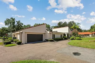 107 Seville Ct N, Plant City, FL 33566 - Photo 25