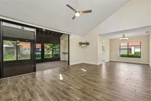 107 Seville Ct N, Plant City, FL 33566 - Photo 23