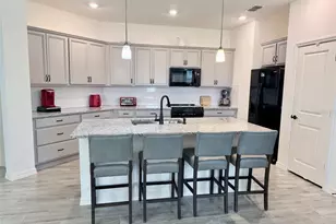 10155 Guthrie Dr, Clermont, FL 34711 - Photo 3