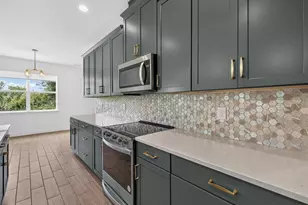 603 Avila Pl, Howey in the Hills, FL 34737 - Photo 17