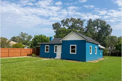 520 E Juanita St Street, Clermont, FL 34711 - Photo 3