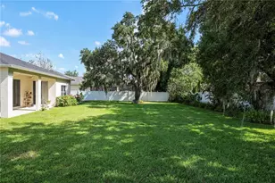 3192 Waterbridge Ln, Kissimmee, FL 34744 - Photo 5