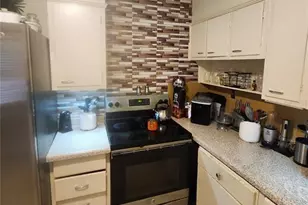 10538 Dove Ln, Jacksonville, FL 32218 - Photo 9