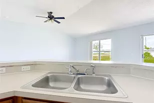 1001 Eiffel Ln, Kissimmee, FL 34759 - Photo 11