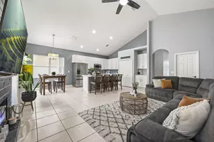 961 Marisa Ln, Kissimmee, FL 34744 - Photo 9