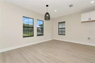 12633 Shetland Walk Dr, Lithia, FL 33547 - Photo 11