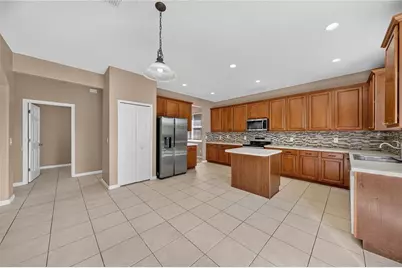 223 Largovista Dr., Oakland, FL 34787 - Photo 13