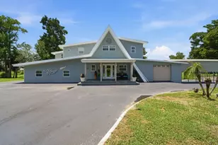 220 Brandy Ct, Deltona, FL 32725 - Photo 3