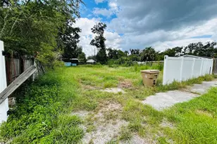 1493 Tallahassee Blvd, Intercession City, FL 33848 - Photo 1