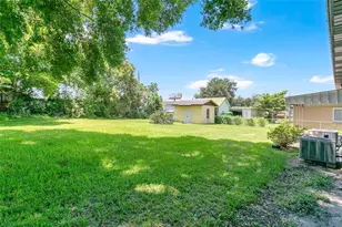 2418 E Jersey Ave, Orlando, FL 32806 - Photo 23
