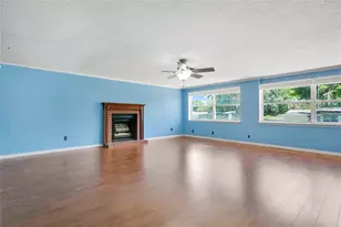 2418 E Jersey Ave, Orlando, FL 32806 - Photo 13